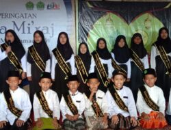 Sebanyak 142 Santri Tahfidz Juz’amma MDT An Noor di Wisuda