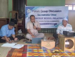 FGD TIM Instruktur Diklat Diniyah Menyusun Modul Pelatihan